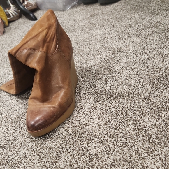 Donald J. Pliner Brown Leather Wedges - Picture 3 of 9